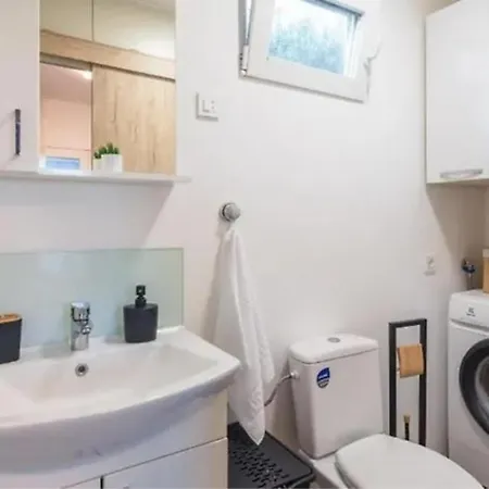 Private Lumianni- 2 * Kastela