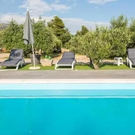 Village de vacances Private Lumianni- 2