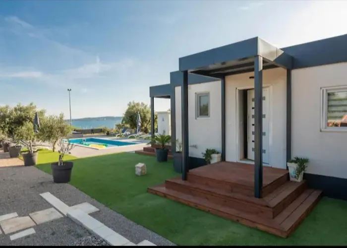 Private Lumianni- 2 Ferienpark *