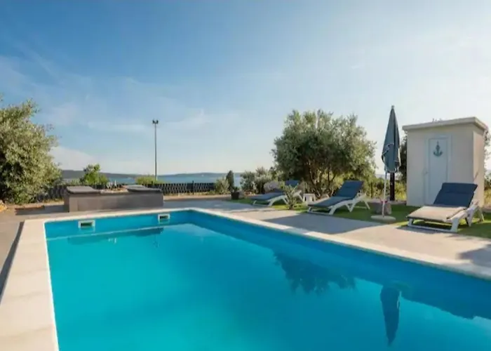 Private Lumianni- 2 *